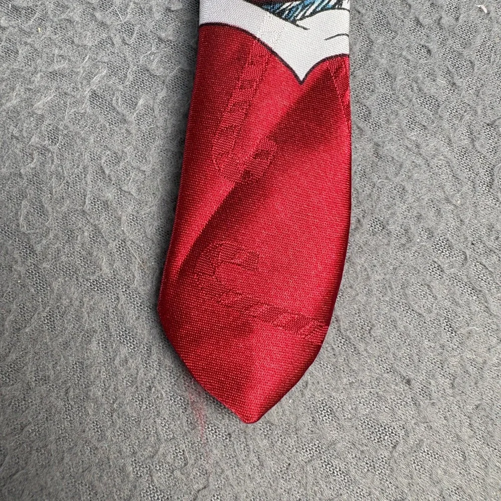 Hallmark Yule Tie Greetings Mens Red Christmas Santa Reindeer Hot Tub Necktie